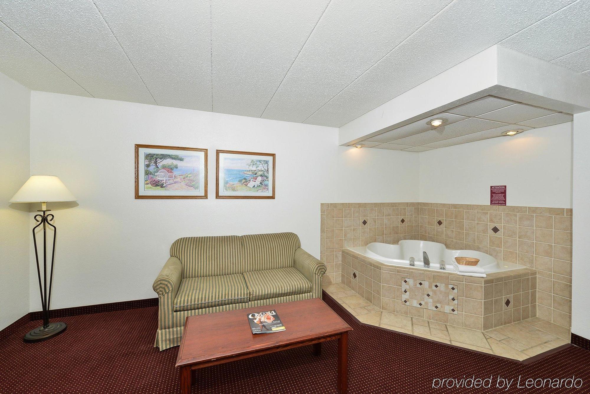 Americas Best Value Inn - Omaha Dış mekan fotoğraf