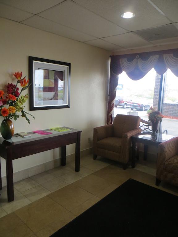 Americas Best Value Inn - Omaha Dış mekan fotoğraf
